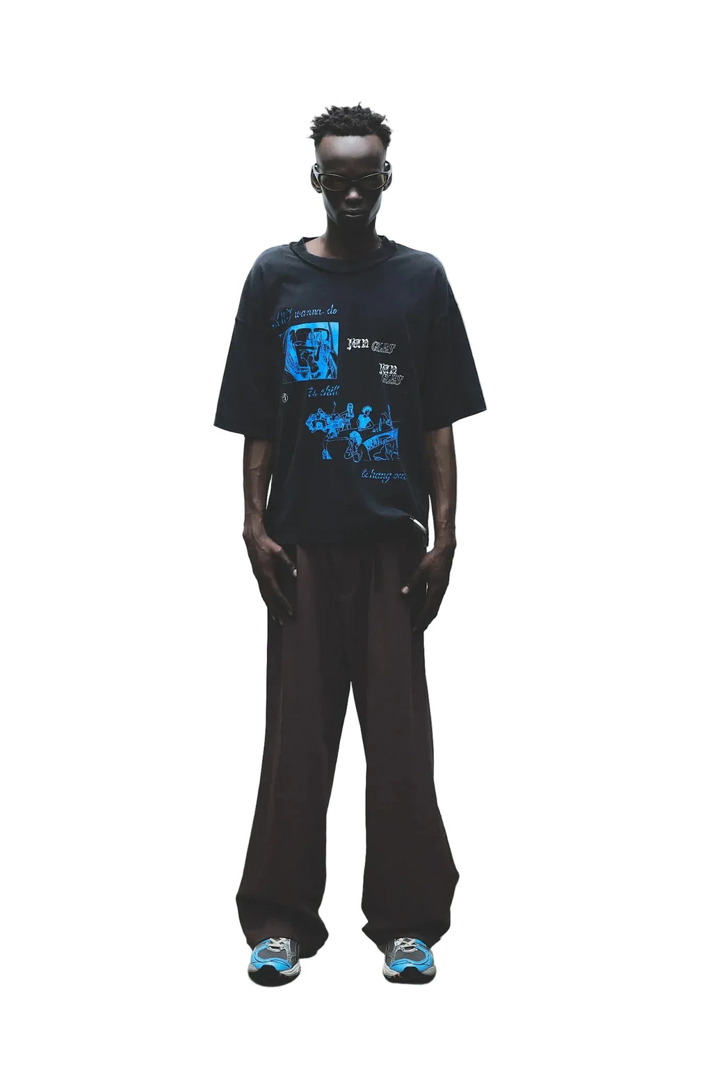 CHILL & HANGOUT TEE