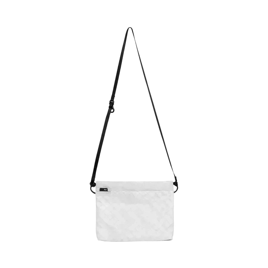 SIMPLE POUCH