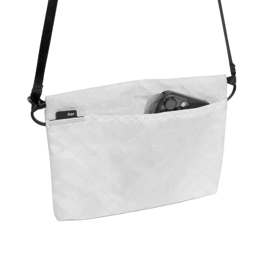 SIMPLE POUCH
