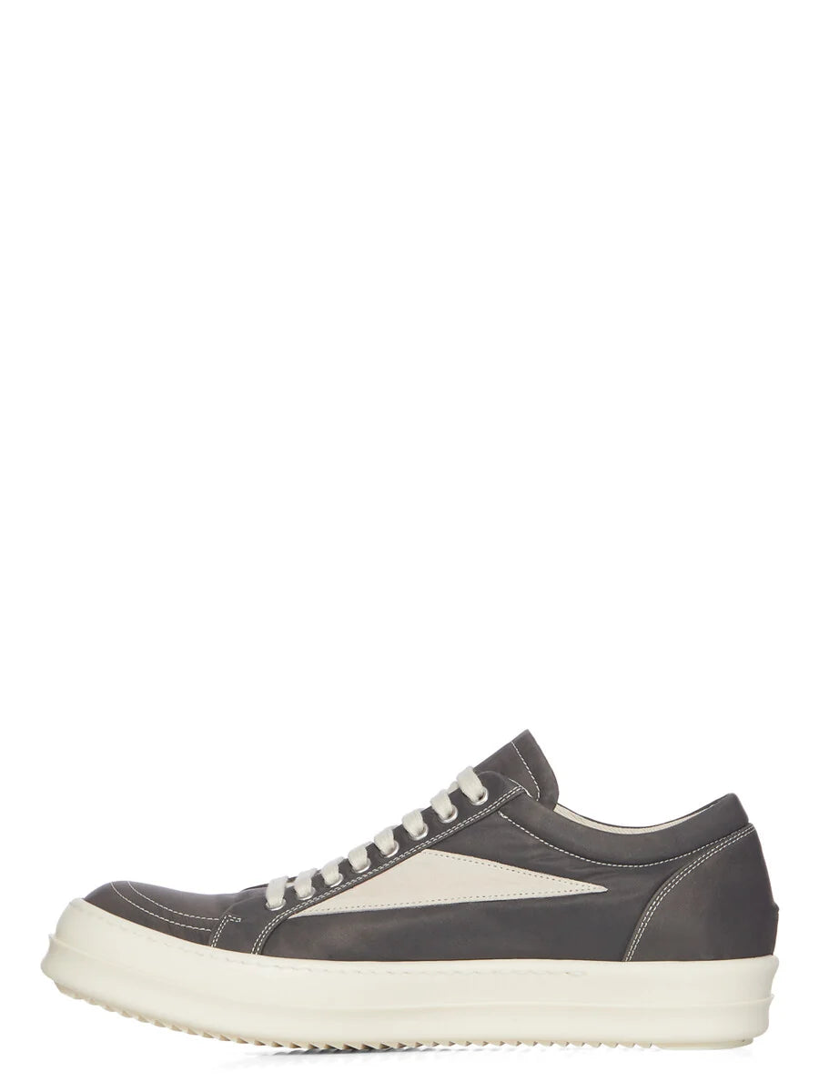 VINTAGE SNEAKS