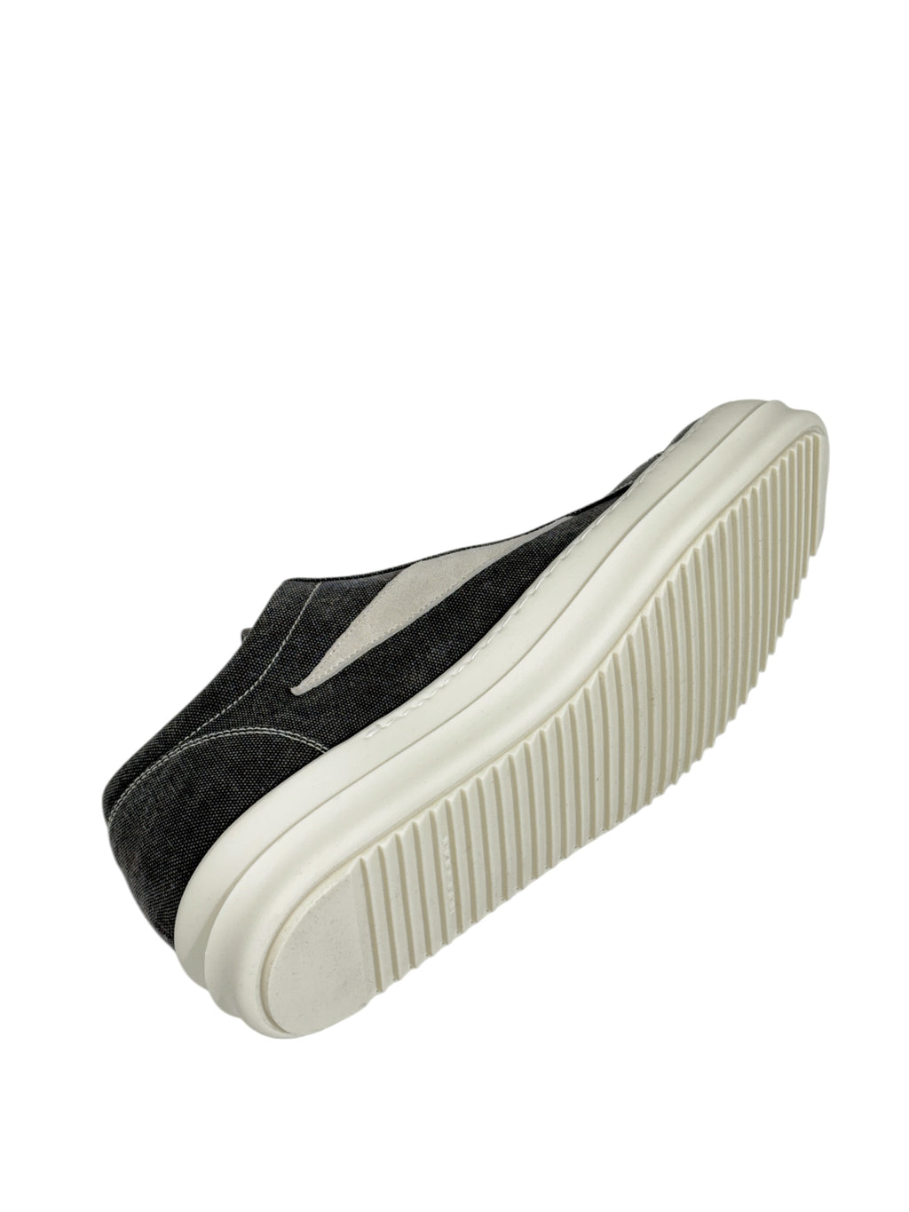 LACELESS SNEAKS
