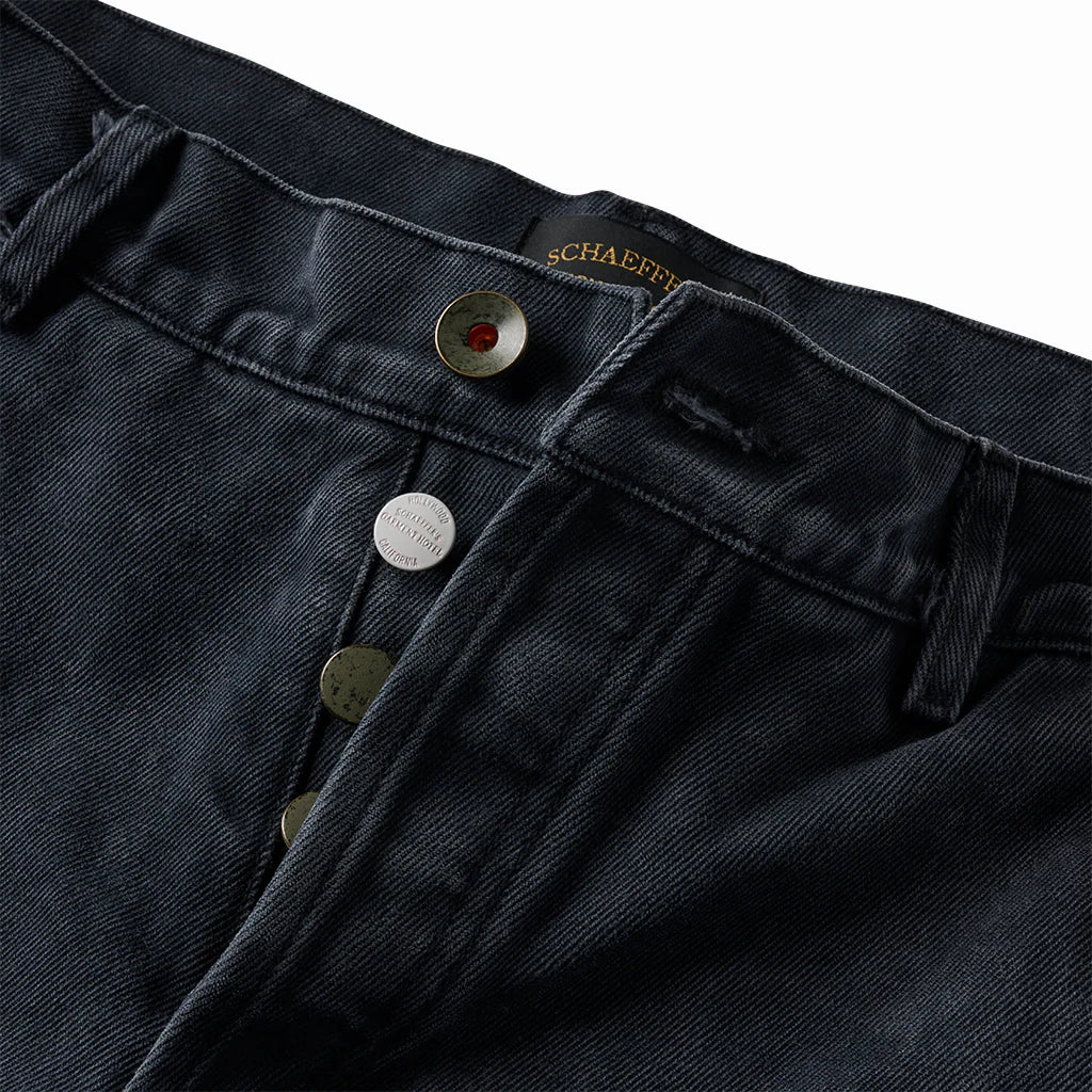 DESTROYED SHORT