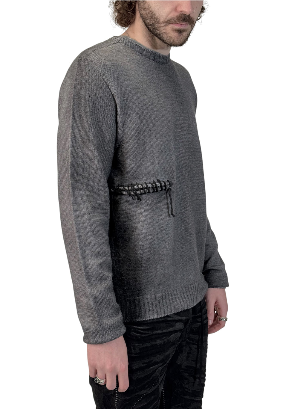 OMBRE FADE SCAR SWEATER
