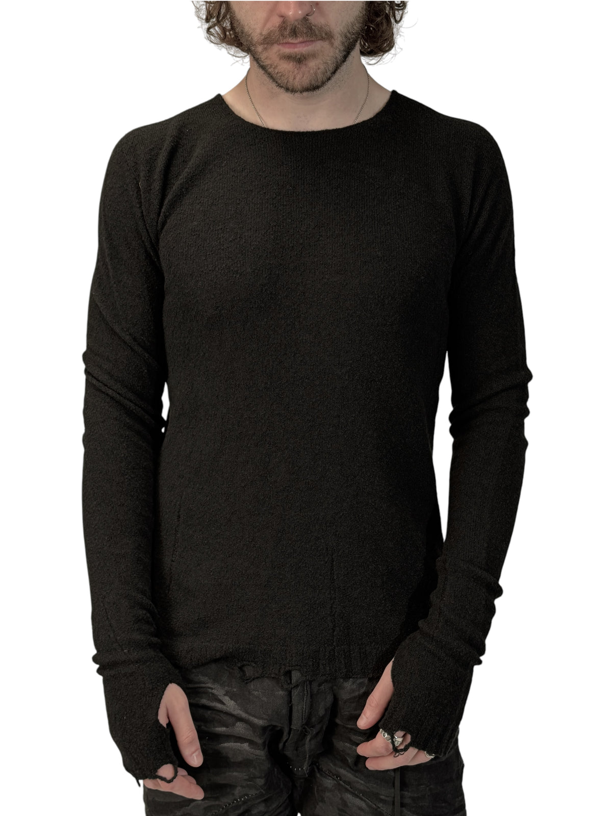 BLACK DISTRESSED SWEATER