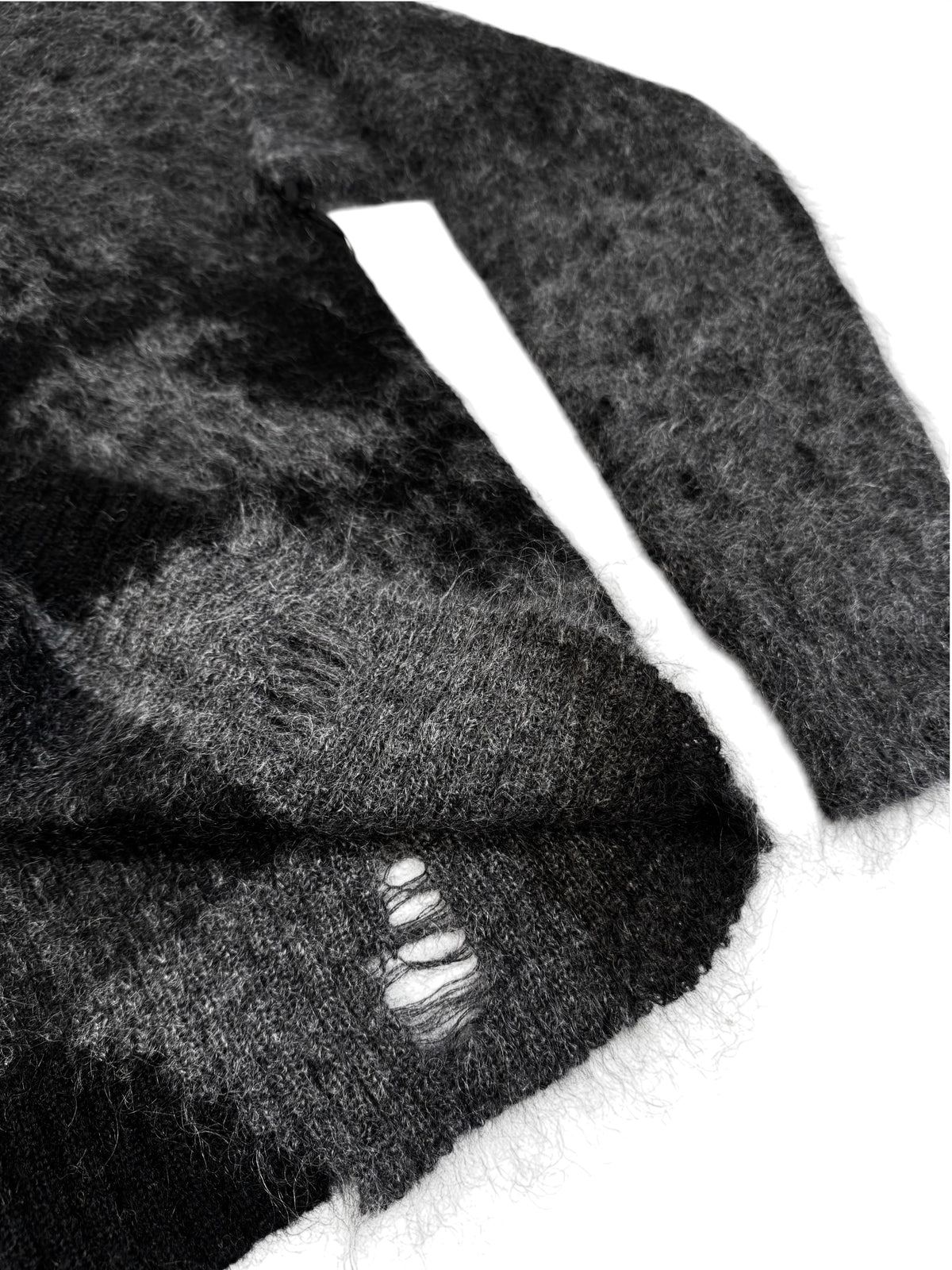 WOLF SWEATER