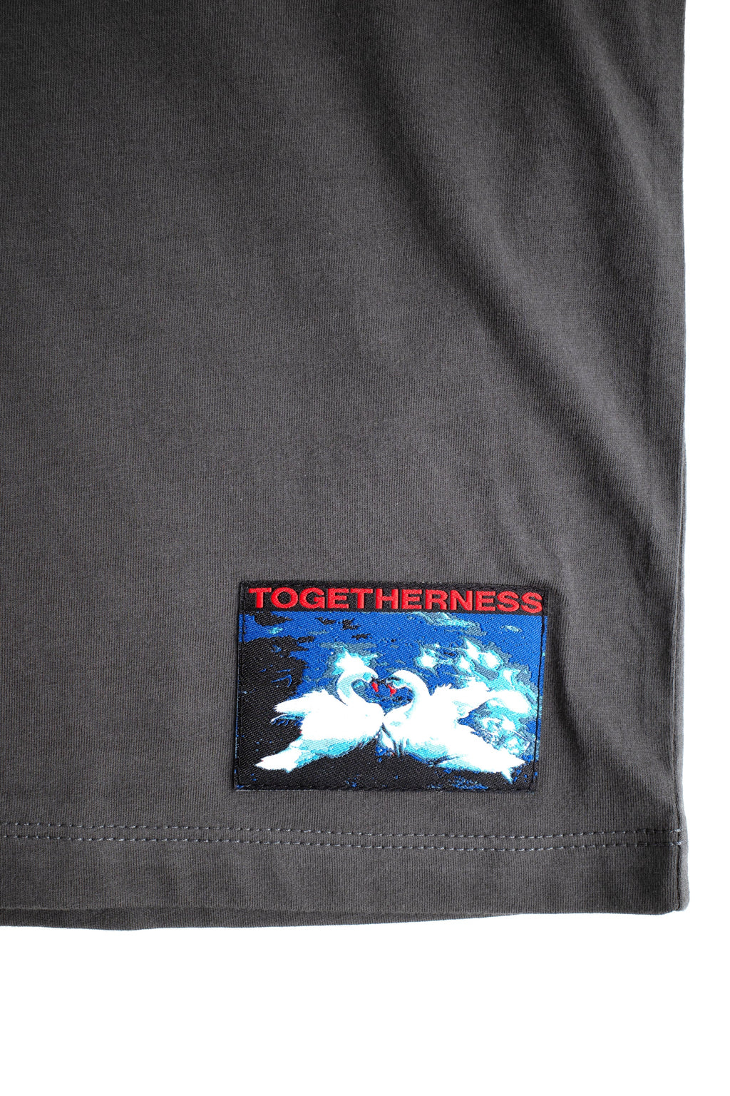 SLIM SLOUCH TEE