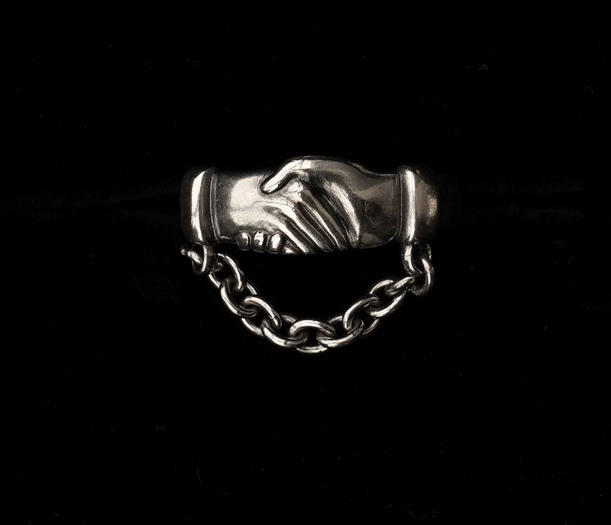 LOOSE ENDS RING