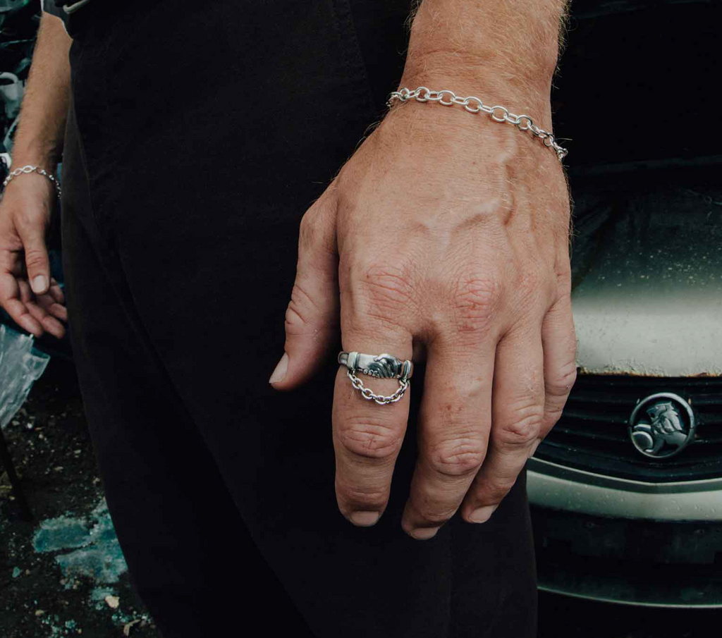LOOSE ENDS RING