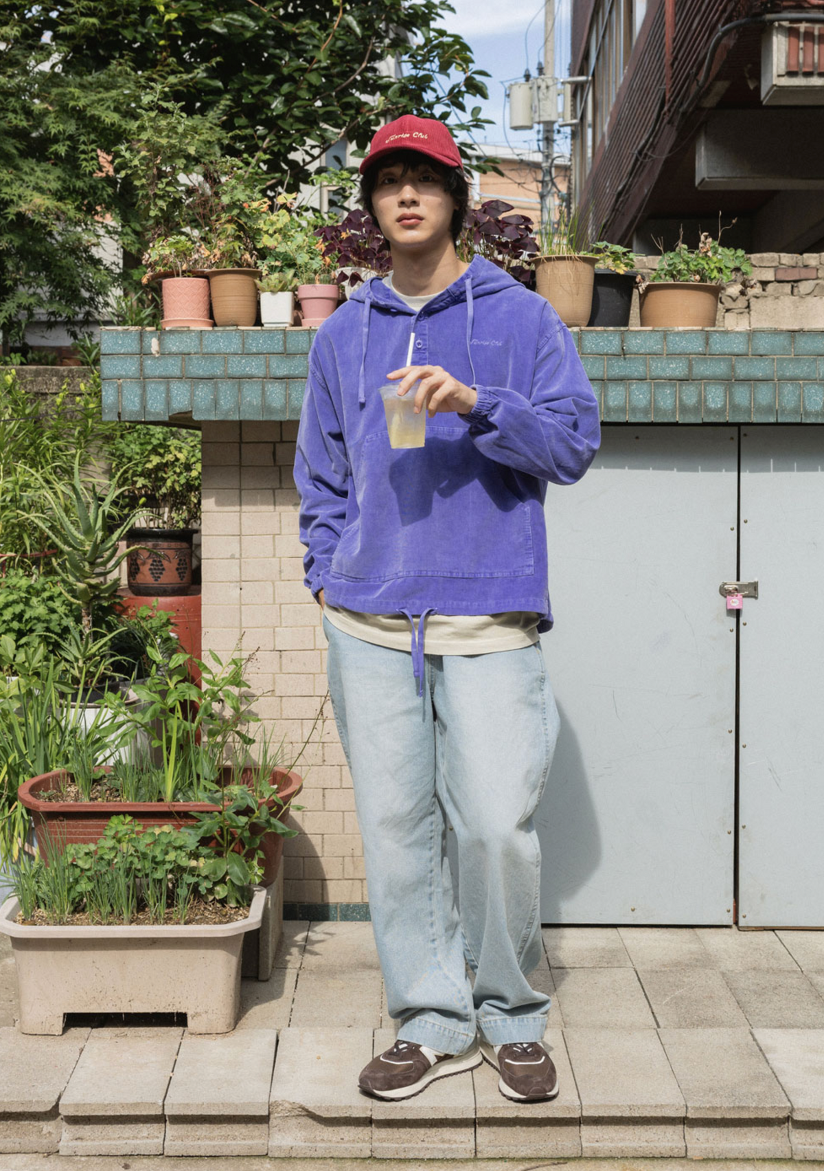 WASHED LOOSE DENIM