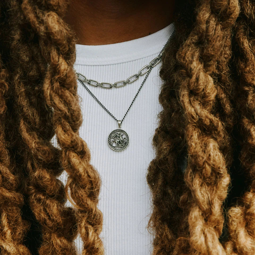 TRAITORS CHAIN