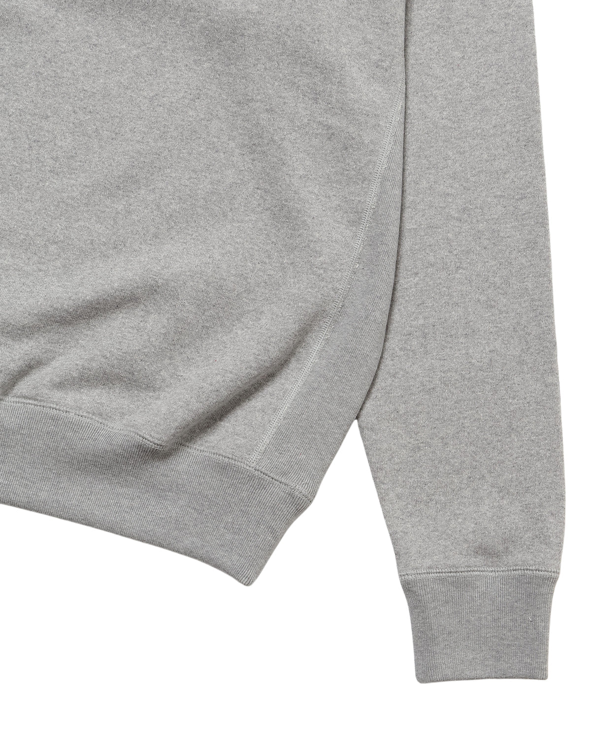 HEAVYWEIGHT CREWNECK