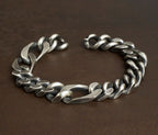 LARGE CURB LINK BRACELET