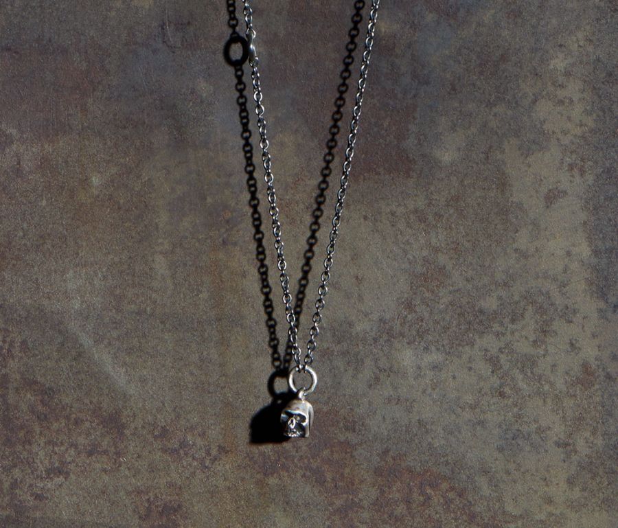 MINI SKULL NECKLACE